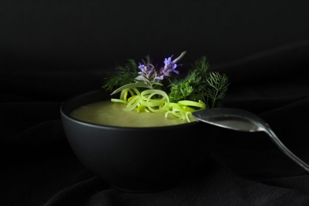 Simple And Easy Potato Leek Soup