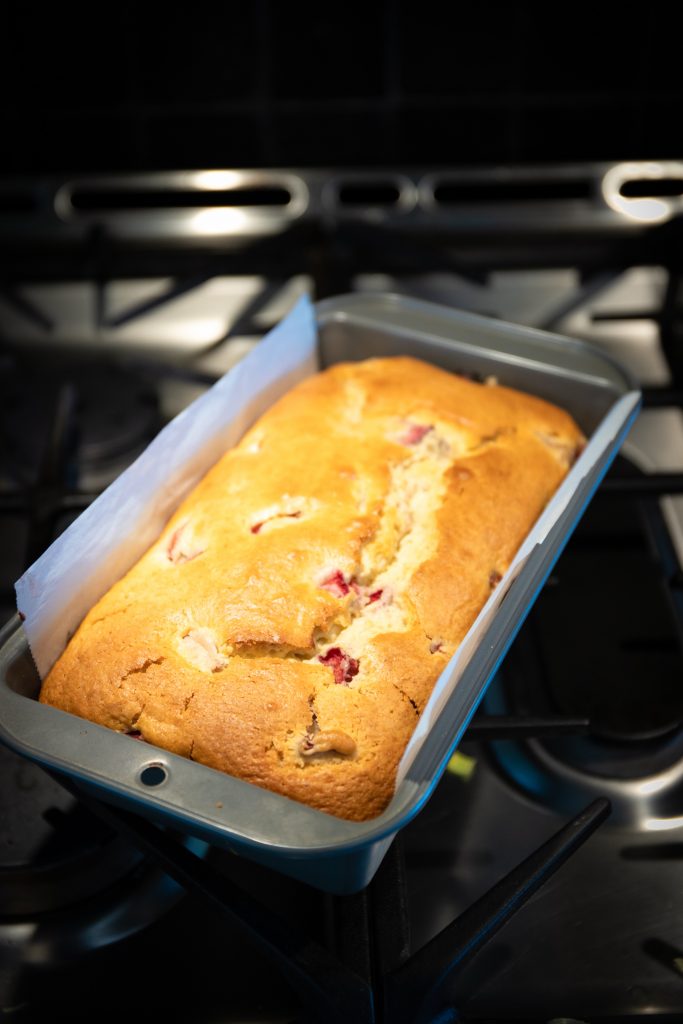 Quick And Easy Rhubarb Loaf Cake