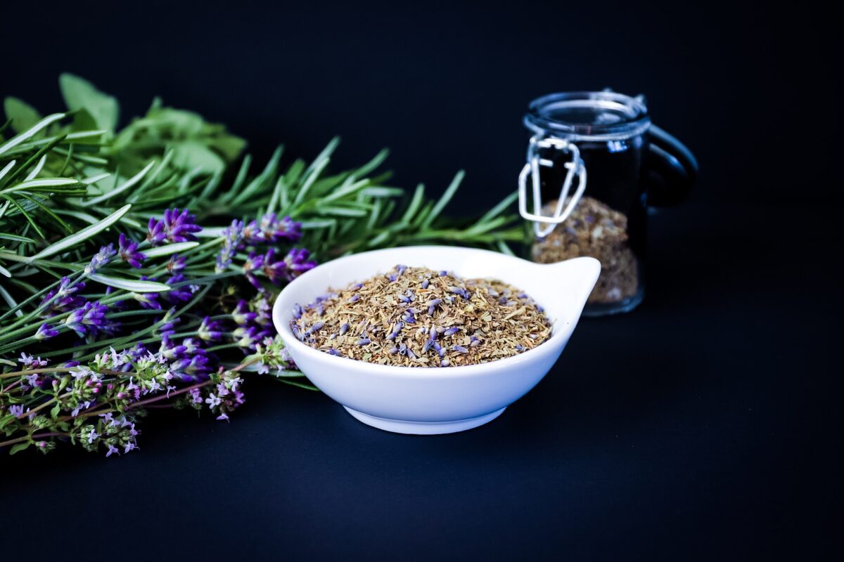 Homemade Herbes de Provence Seasoning Blend