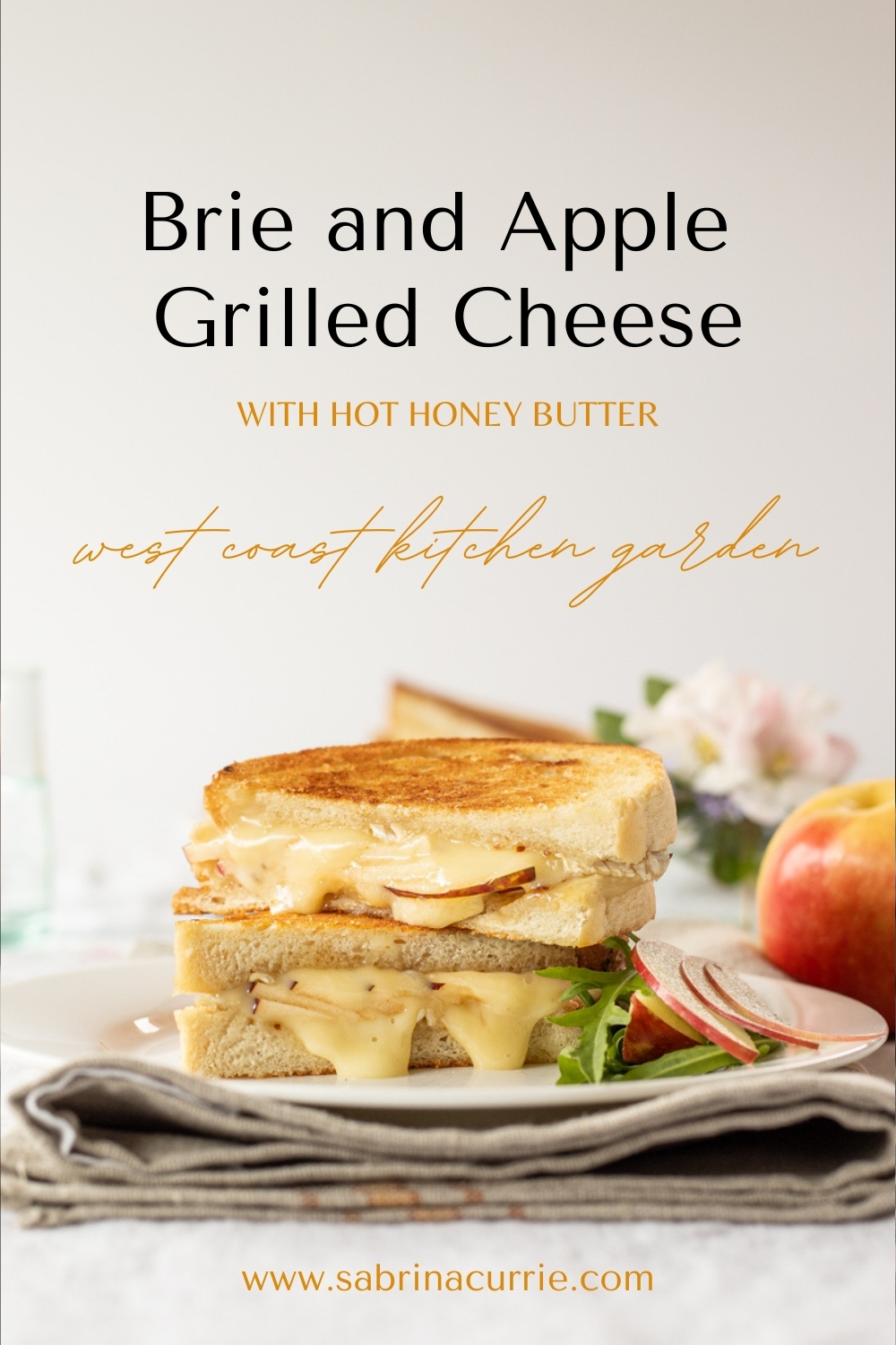 Melty Apple Brie Grilled Cheese