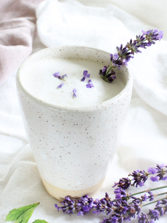 Traditional Lavender Milk Tea Story