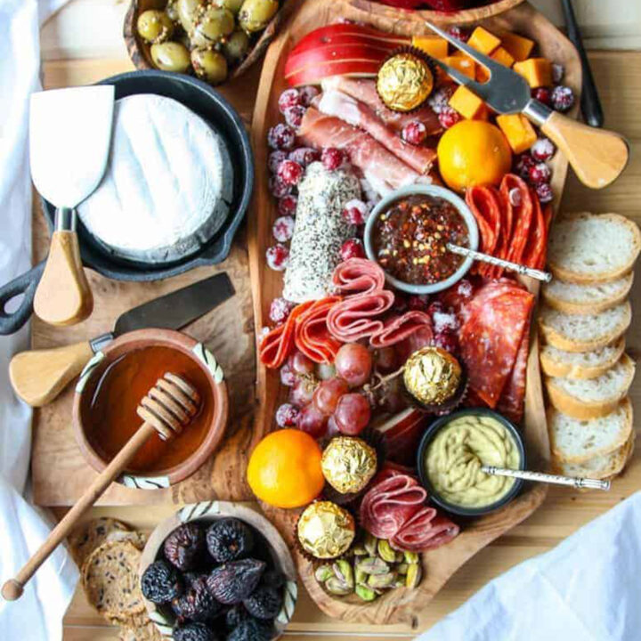 Charcuterie-board-ideas-for-your-Christmas-party